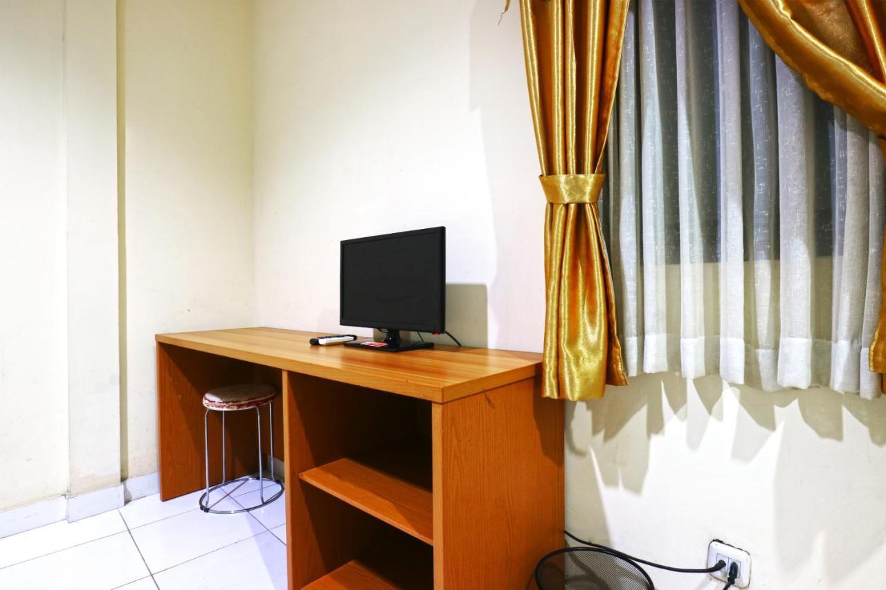 Sabrina Guest House Jakarta Exterior photo