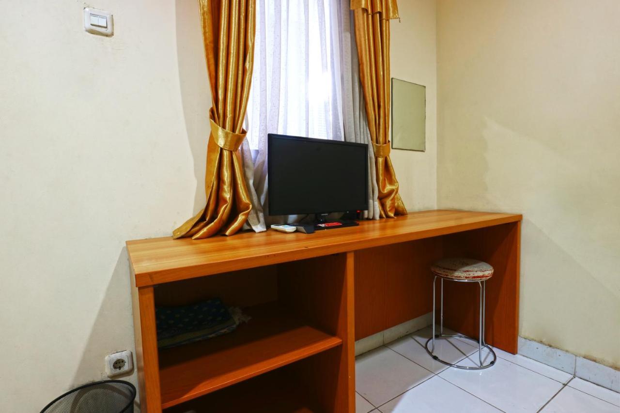 Sabrina Guest House Jakarta Exterior photo